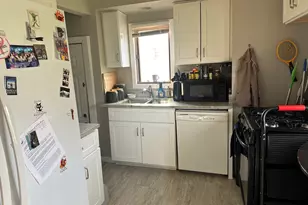 115 E Division St, Villa Park, IL 60181 - Photo 11