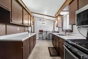 3552 N Water St, Decatur, IL 62526 - Photo 13