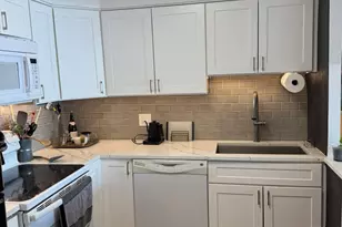 5415 N Sheridan Rd, Chicago, IL 60640 - Photo 5