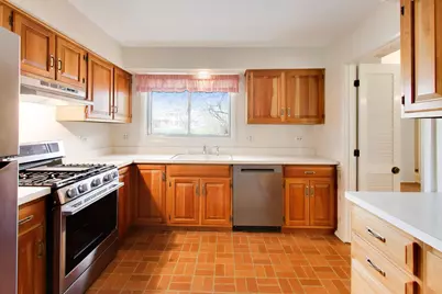 1056 Van Tassel Road, Sleepy Hollow, IL 60118 - Photo 7