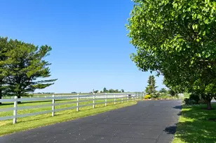 16205 University Rd, Malta, IL 60150 - Photo 3