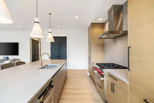 1110 W Schubert Ave, Chicago, IL 60614 - Photo 11