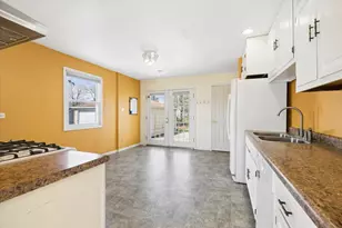 2904 Stork Ct, Rolling Meadows, IL 60008 - Photo 5