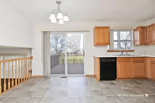 1038 Redondo Dr, Romeoville, IL 60446 - Photo 5