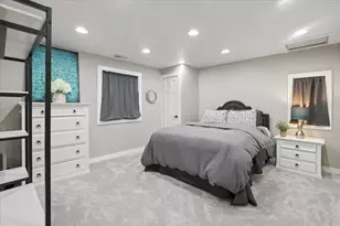 1571 Amos Bennett St, Grayslake, IL 60030 - Photo 23