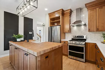 1571 Amos Bennett Street, Grayslake, IL 60030 - Photo 9