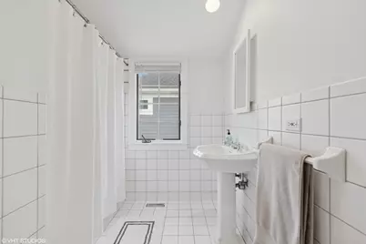 324 S Poplar Avenue E, Elmhurst, IL 60126 - Photo 19