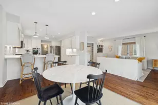 324 S Poplar Ave E, Elmhurst, IL 60126 - Photo 11