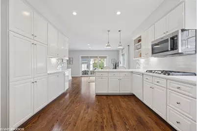 324 S Poplar Avenue E, Elmhurst, IL 60126 - Photo 15