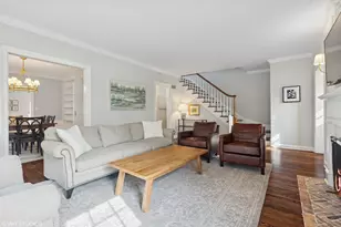 324 S Poplar Ave E, Elmhurst, IL 60126 - Photo 5