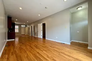 3219 S Lituanica Ave, Chicago, IL 60608 - Photo 5