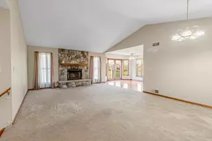 211 1/2 E Forest St, Marengo, IL 60152 - Photo 7