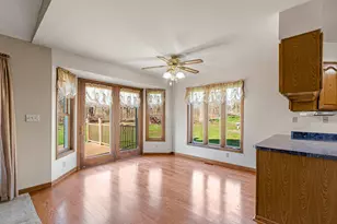 211 1/2 E Forest St, Marengo, IL 60152 - Photo 5