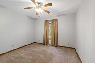 211 1/2 E Forest St, Marengo, IL 60152 - Photo 13