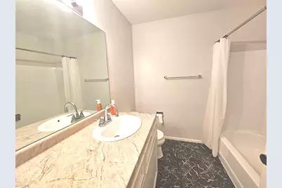 573 Greystone Lane #D2, Wheeling, IL 60090 - Photo 15