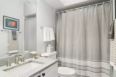 2038 Sheridan Road, Buffalo Grove, IL 60089 - Photo 15