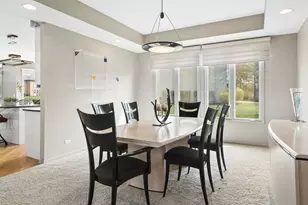 2038 Sheridan Rd, Buffalo Grove, IL 60089 - Photo 5