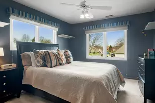 2038 Sheridan Rd, Buffalo Grove, IL 60089 - Photo 23