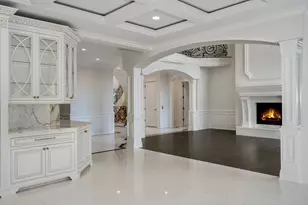 6413 S County Line Rd, Burr Ridge, IL 60527 - Photo 29