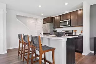 3551 Richardson Cir, Yorkville, IL 60560 - Photo 9