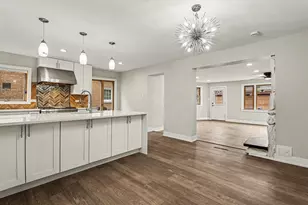 538 N Broadway Ave, Park Ridge, IL 60068 - Photo 3