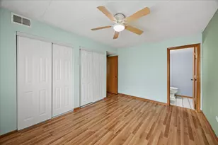 9130 W 95th St, Hickory Hills, IL 60457 - Photo 13