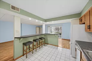 9130 W 95th St, Hickory Hills, IL 60457 - Photo 9