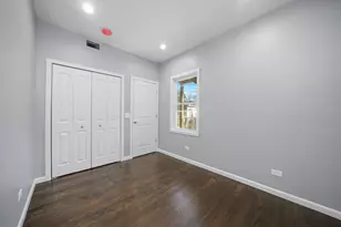 2731 S Whipple St, Chicago, IL 60623 - Photo 9