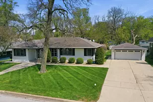 18131 Loomis Ave, Homewood, IL 60430 - Photo 1