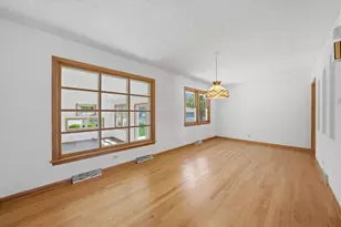 18131 Loomis Ave, Homewood, IL 60430 - Photo 9