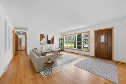18131 Loomis Avenue, Homewood, IL 60430 - Photo 5