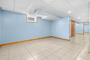 3855 W 58th Pl, Chicago, IL 60629 - Photo 15