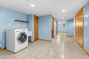 3855 W 58th Pl, Chicago, IL 60629 - Photo 17