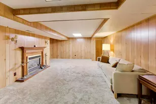 845 Country Club Dr, Libertyville, IL 60048 - Photo 11