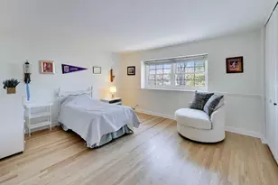 845 Country Club Dr, Libertyville, IL 60048 - Photo 9