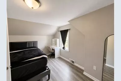 927 Townsend Street, Sycamore, IL 60178 - Photo 13