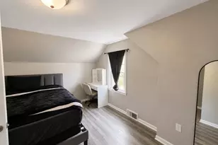 927 Townsend St, Sycamore, IL 60178 - Photo 13