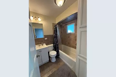927 Townsend Street, Sycamore, IL 60178 - Photo 7
