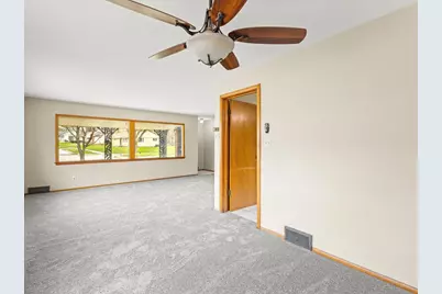 [Address not provided], Rockford, IL 61107 - Photo 11