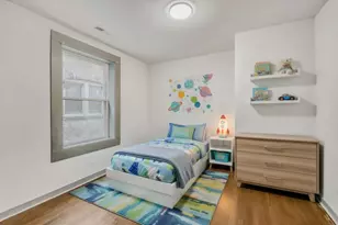 7953 S Essex Ave, Chicago, IL 60617 - Photo 11