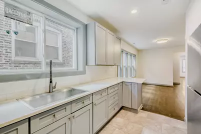 7953 S Essex Avenue, Chicago, IL 60617 - Photo 7