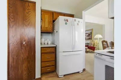 1641 Missouri Drive, Elk Grove Village, IL 60007 - Photo 9