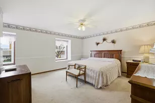 1641 Missouri Dr, Elk Grove Village, IL 60007 - Photo 17