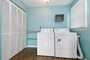 11568 S Troy Dr, Merrionette Park, IL 60803 - Photo 7