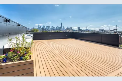 1801 W Grand Avenue #401, Chicago, IL 60622 - Photo 9