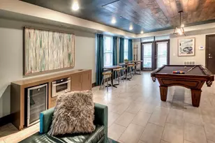 690 E Algonquin Rd, Schaumburg, IL 60173 - Photo 21