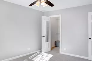 136 Wolcott Ct, Schaumburg, IL 60193 - Photo 17