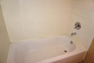 5 Villa Verde Dr, Buffalo Grove, IL 60089 - Photo 17