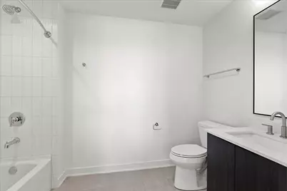 1801 W Grand Avenue #402, Chicago, IL 60622 - Photo 3