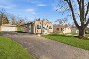 1543 Highland Ave, Glendale Heights, IL 60139 - Photo 1